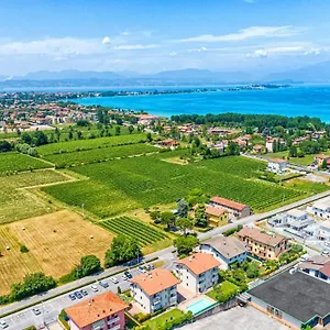 wolf-house-sirmione-holiday.it-lombardy.com/